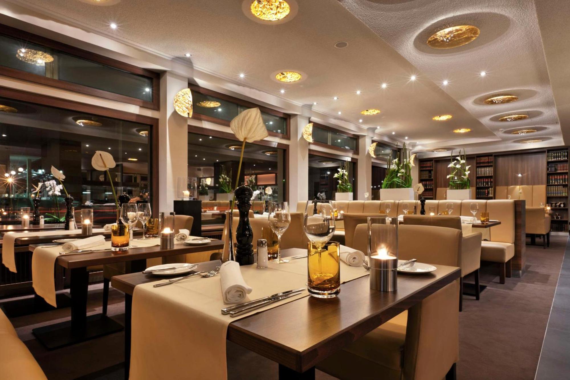 Flemings Hotel Frankfurt Main-Riverside Frankfurt am Main Exterior photo